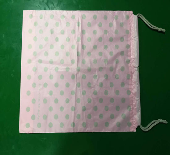 ˫㴩 ڴ  